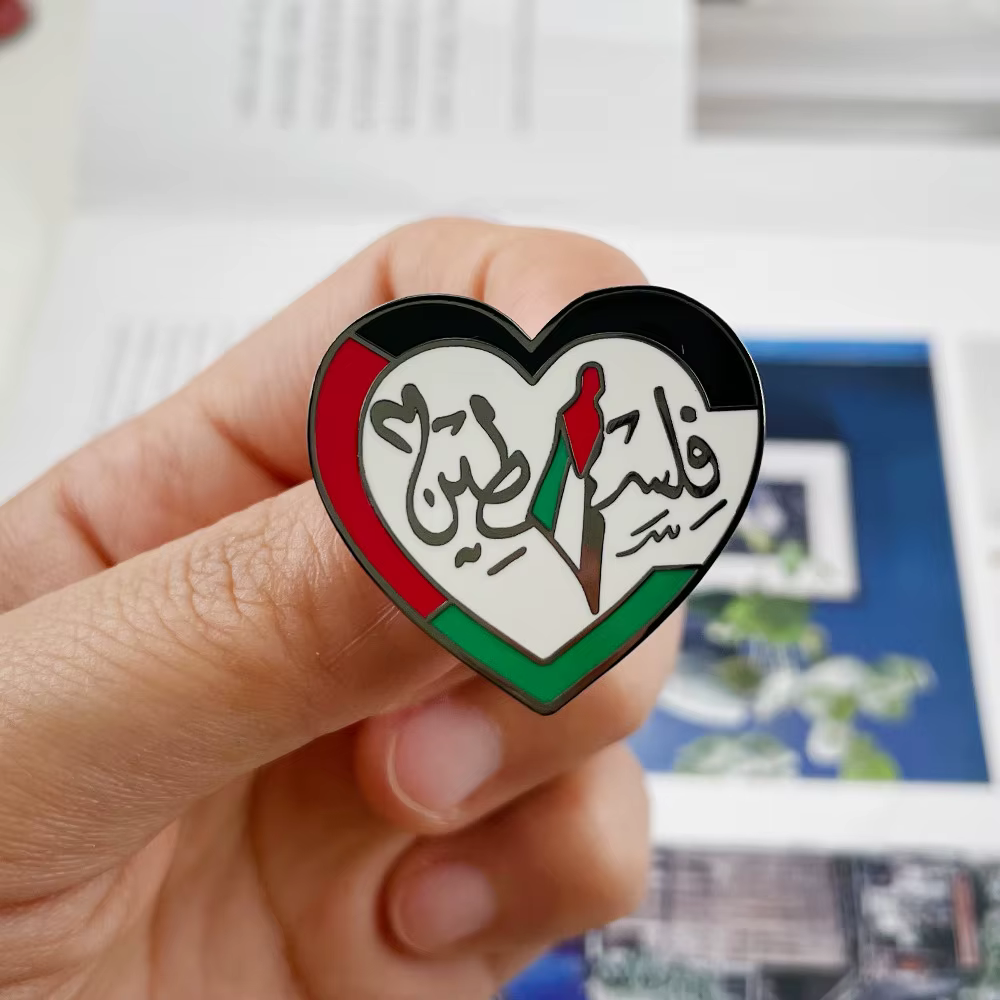 Broche en émail drapeau palestinien, Badge de carte en forme de cœur, bijoux à la mode, épingle à re