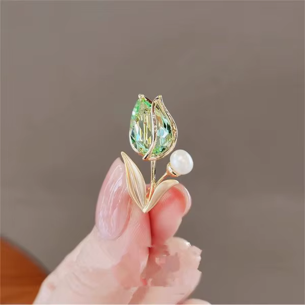 Broche en cristal brillant pour femmes, fleur de Zircon, perle, Rose, violet, fleur de pêche, rouge,