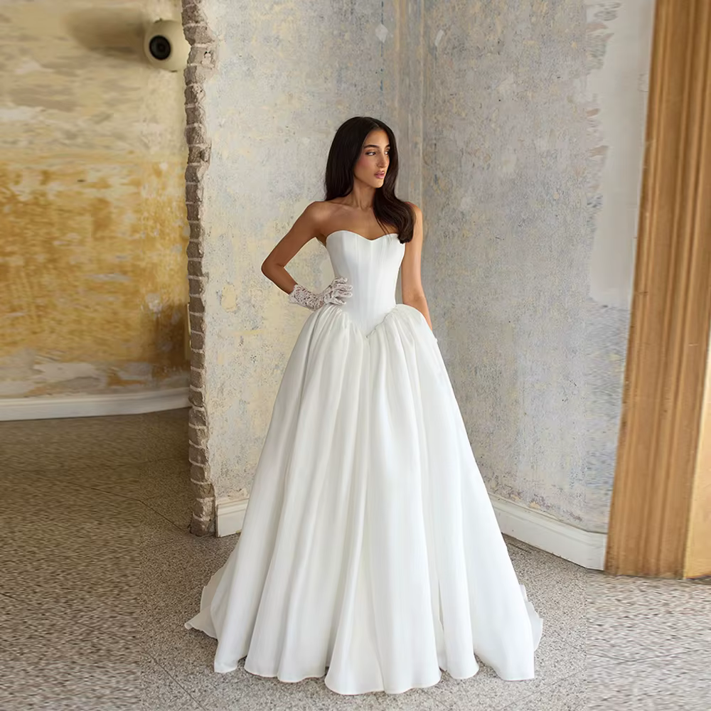 Robe de mariée élégante en satin, style princesse, bustier, avec corset, personnalisable