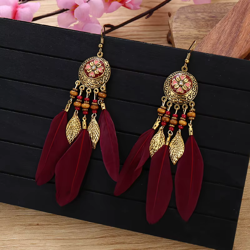 Boucles d'oreilles bohème vintage pour femmes, bijoux bohèmes, sculptées en cuir chevelu, plumes, po