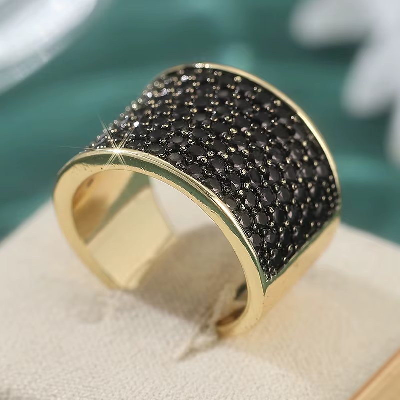 Bague de cocktail plaquée or avec zircone synthétique noire pour femmes et hommes, design simple, ac