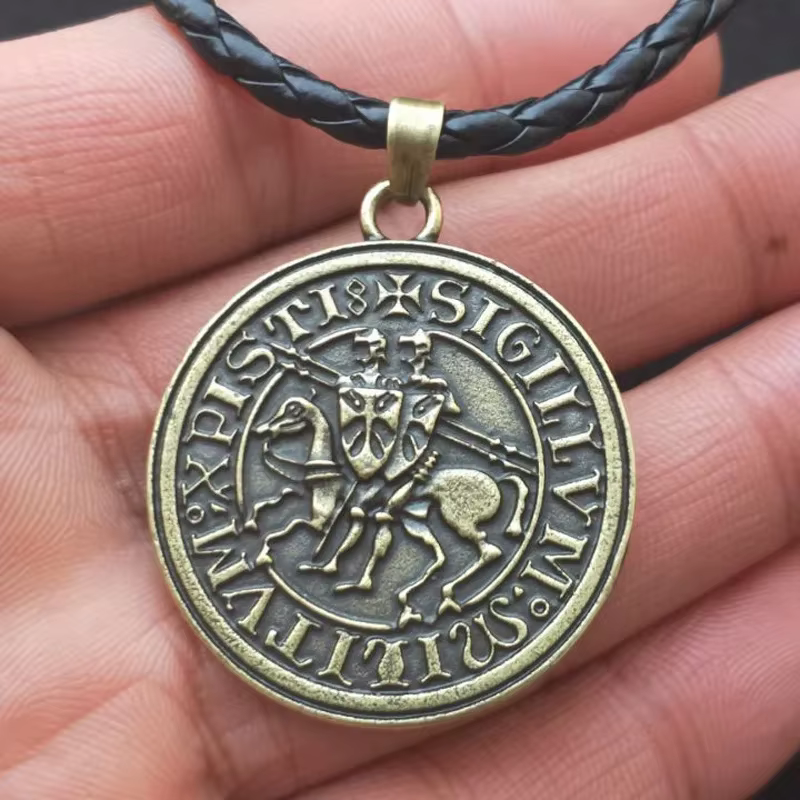 Collier Vintage avec pendentif en forme de chevaliers templiers Vikings pour hommes, colliers grecs 