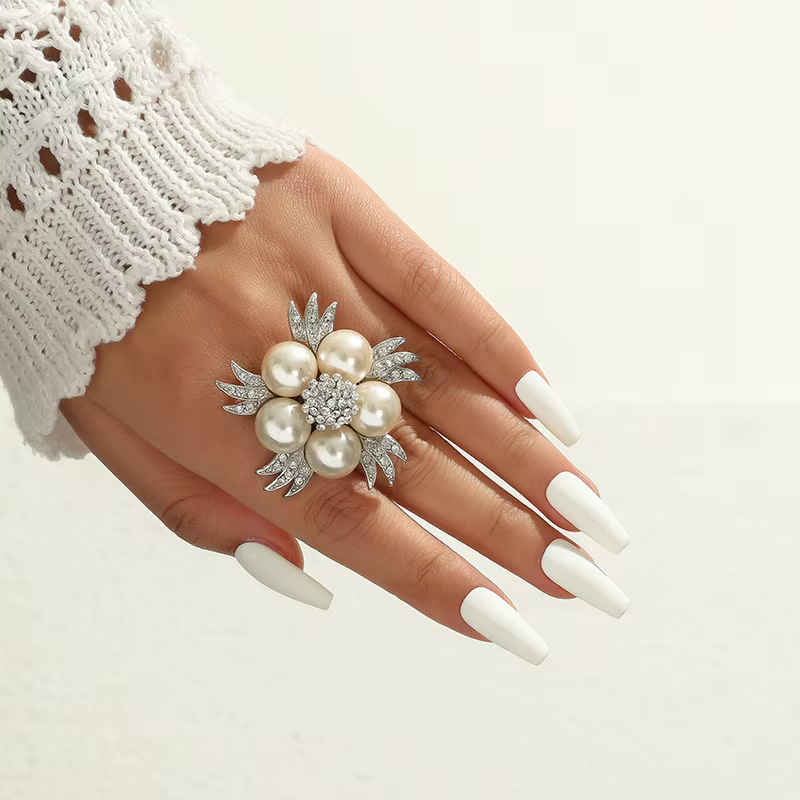 Boho rétro femmes grande fleur perle bague Vintage luxe couleur or Micro Zircon incrusté anneau de m