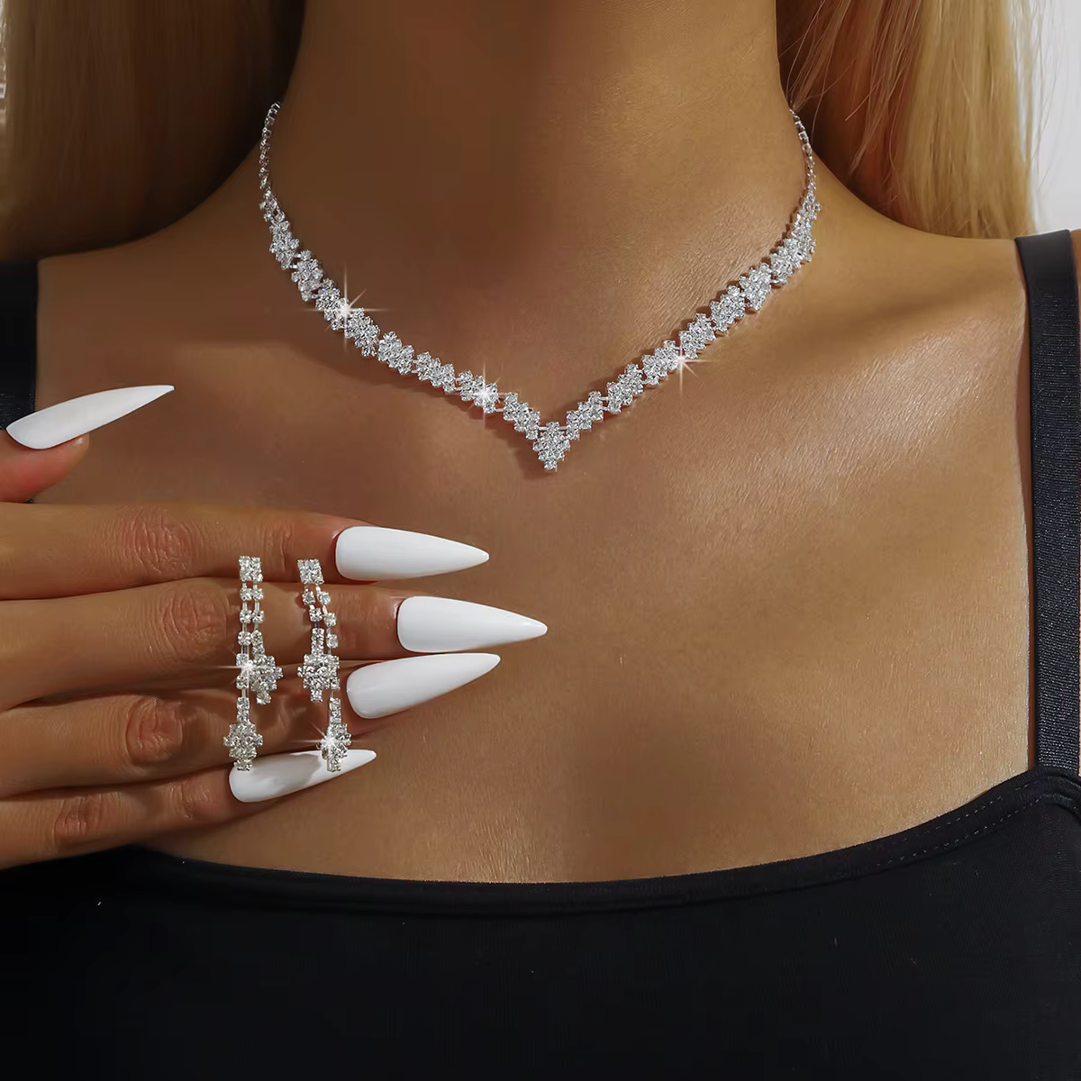 Collier de boucles d'oreilles à pampilles pliantes en strass plaqué argent à la mode, cadeau de bijo