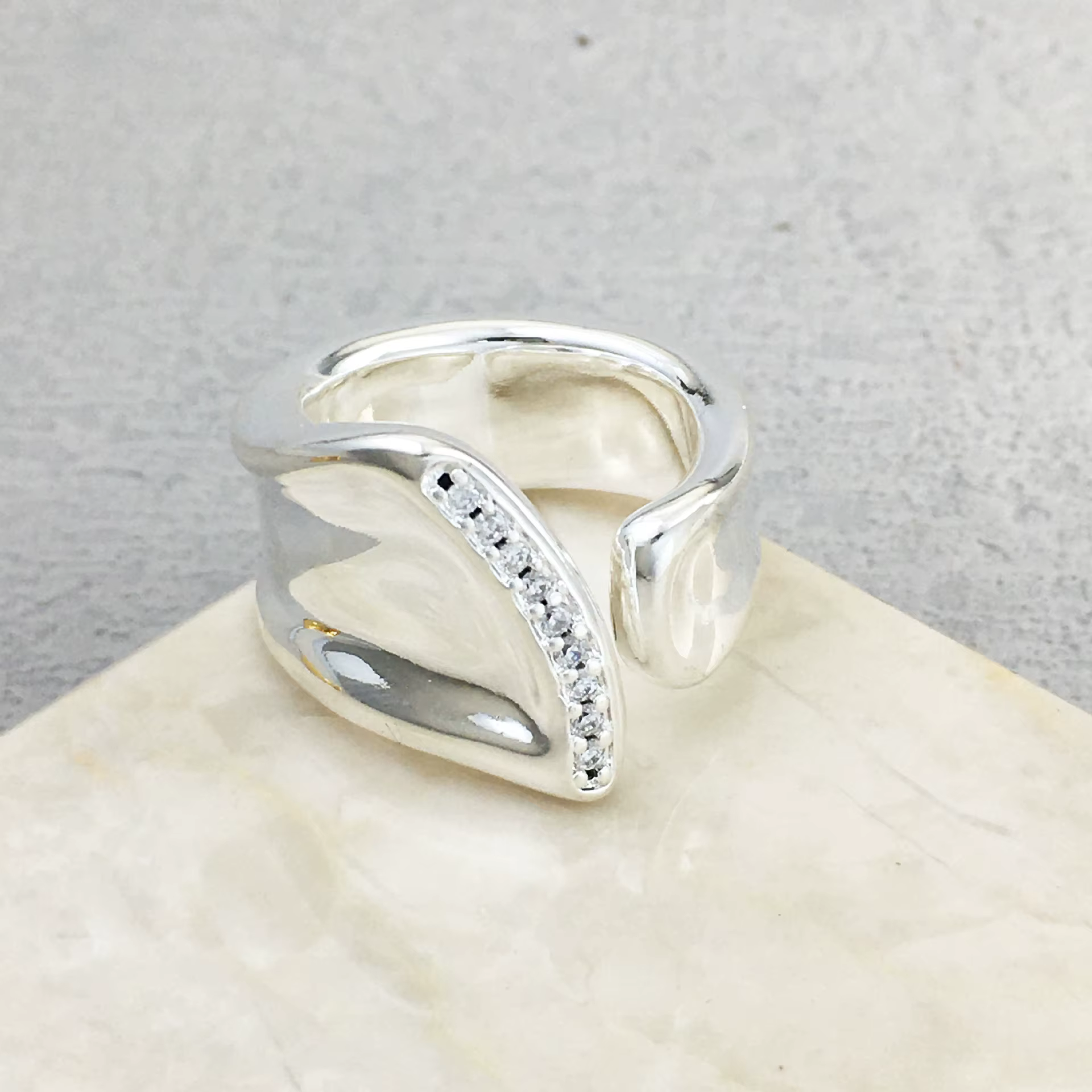 Bague tendance 2026, style européen et américain, en argent électroplaqué, best-seller, idéale pour 