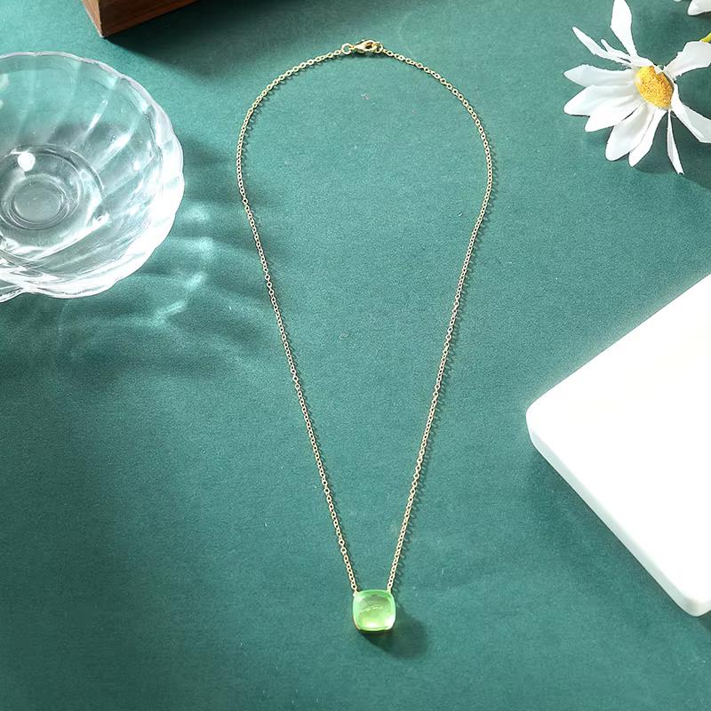 Collier pendentif style bonbon pour femmes, bijoux fantaisie, couleur dorée, chaîne carrée, accessoi
