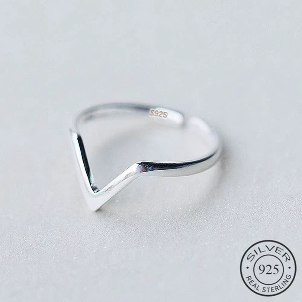 RealSilver-Bague Ajustable en Forme de Vague Géométrique pour Femme, Bijoux Fins avec Lettre V, Acce