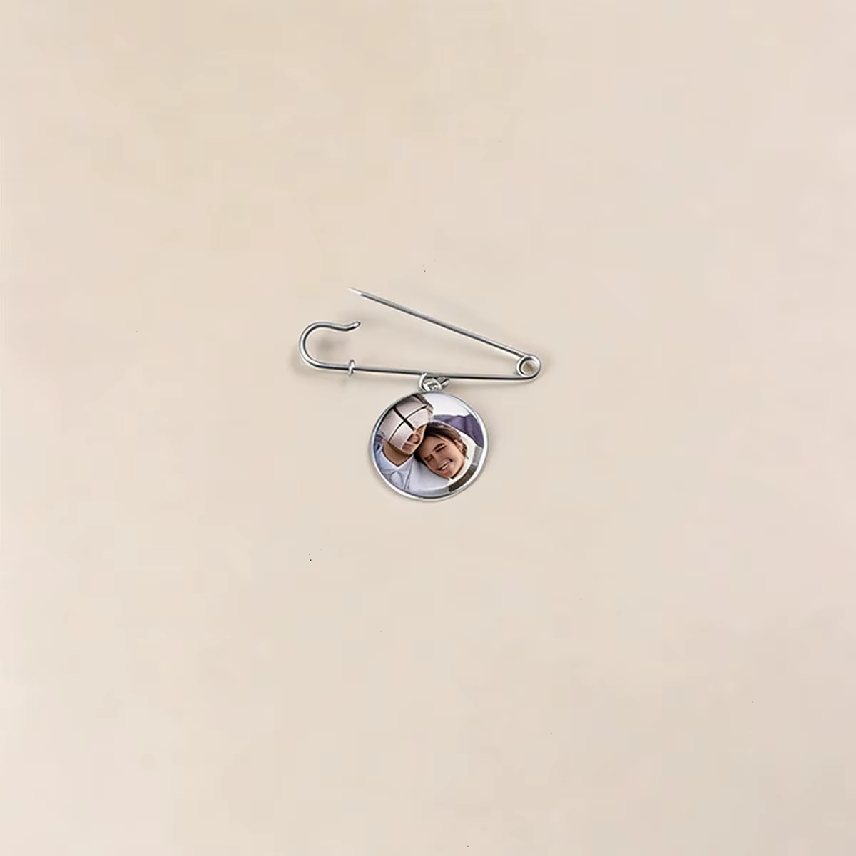 Cadeau personnalisé pour le jour du mariage, boutonnière personnalisée avec photo, broche de revers,