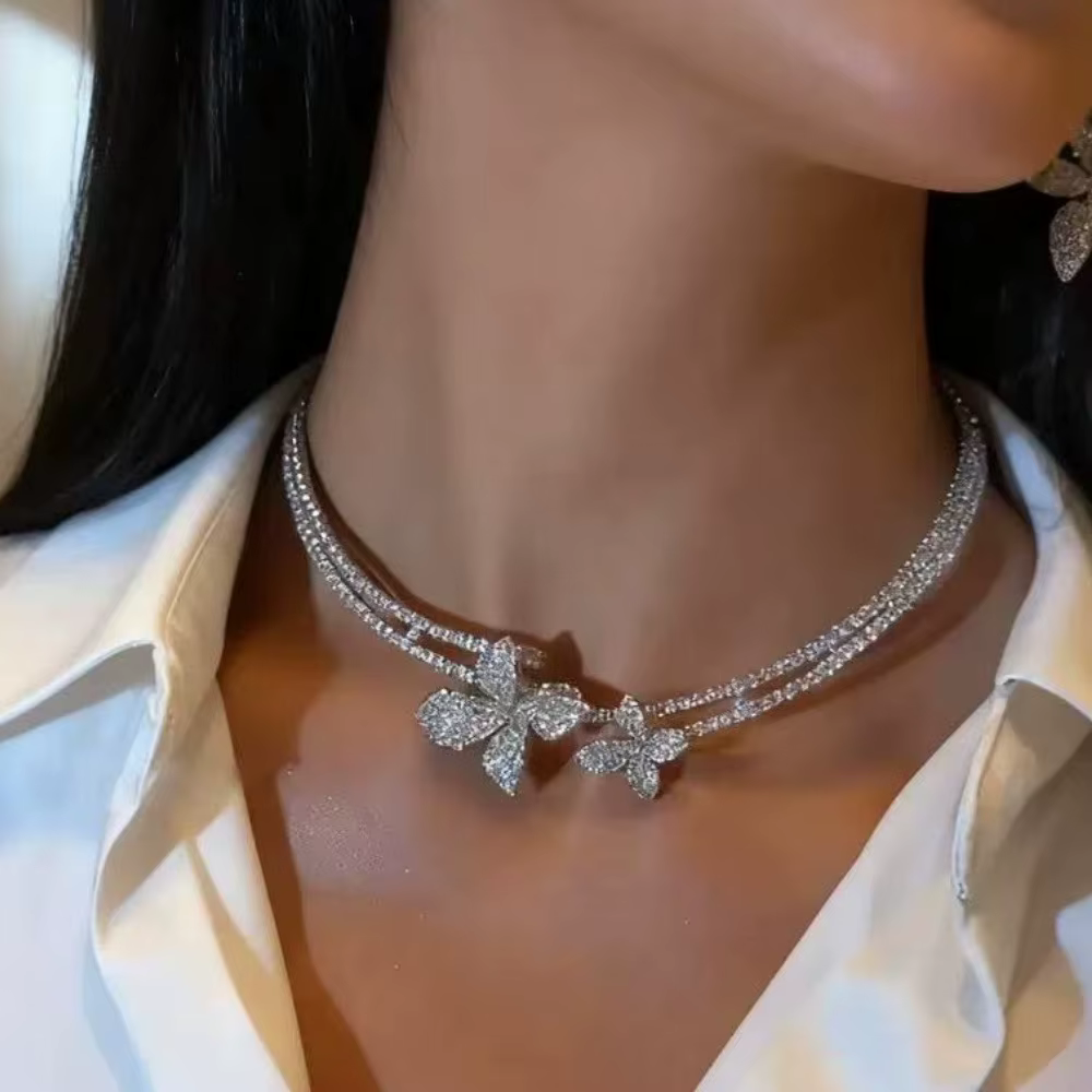 Parure Collier et Boucles d'Oreilles Double Couche Florale Entièrement Sertie de Diamants, Bijoux de