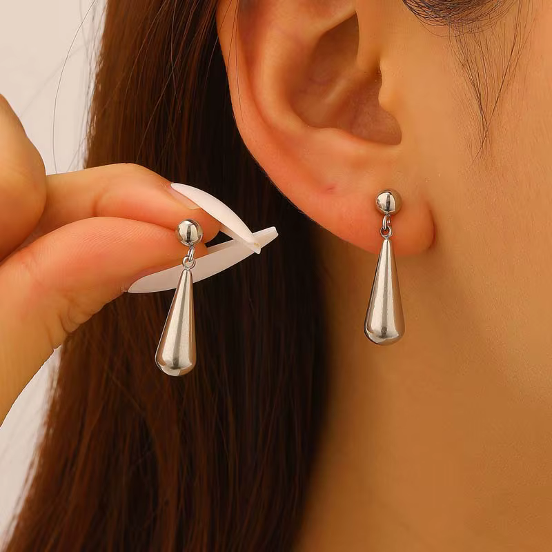 Ensemble de collier et boucles d'oreilles en forme de goutte d'eau pour femmes, en acier inoxydable,