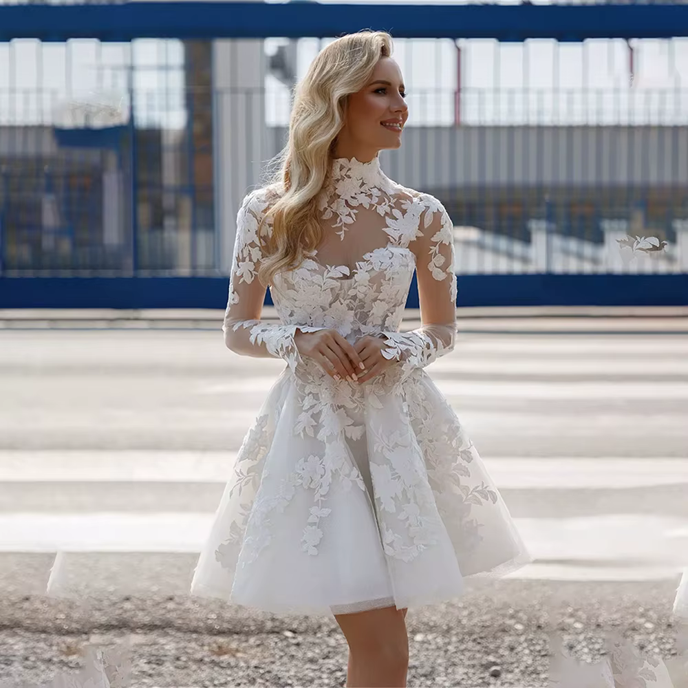 Robe De mariée courte en dentelle, Illusion transparente, col haut, manches longues, avec des appliq