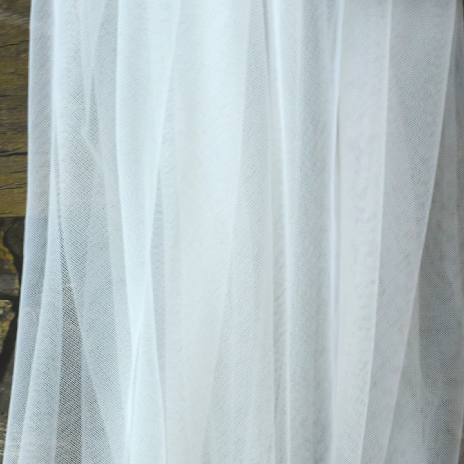 Voile de mariée élégant de style espagnol avec bordure en dentelle complète et superposition transpa