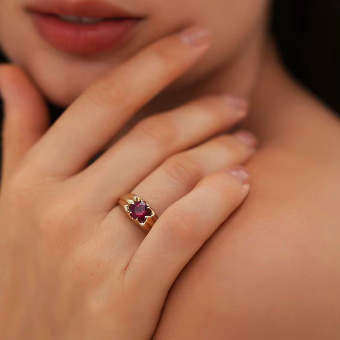 Bagues classiques en forme de fleur de pierres précieuses rouges pour femmes, breloques de luxe légè