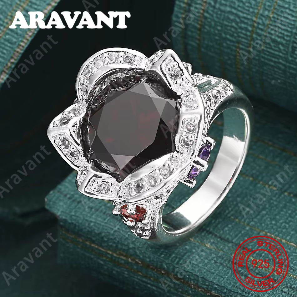 Bague en argent sterling 925 avec zircon rouge à trois faces : un bijou de fiançailles frais et élég