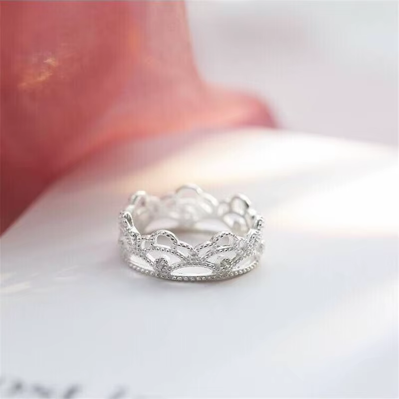 Nouveaux bijoux de mode tempérament couronne fleur creuse 925 en argent Sterling atmosphère populair