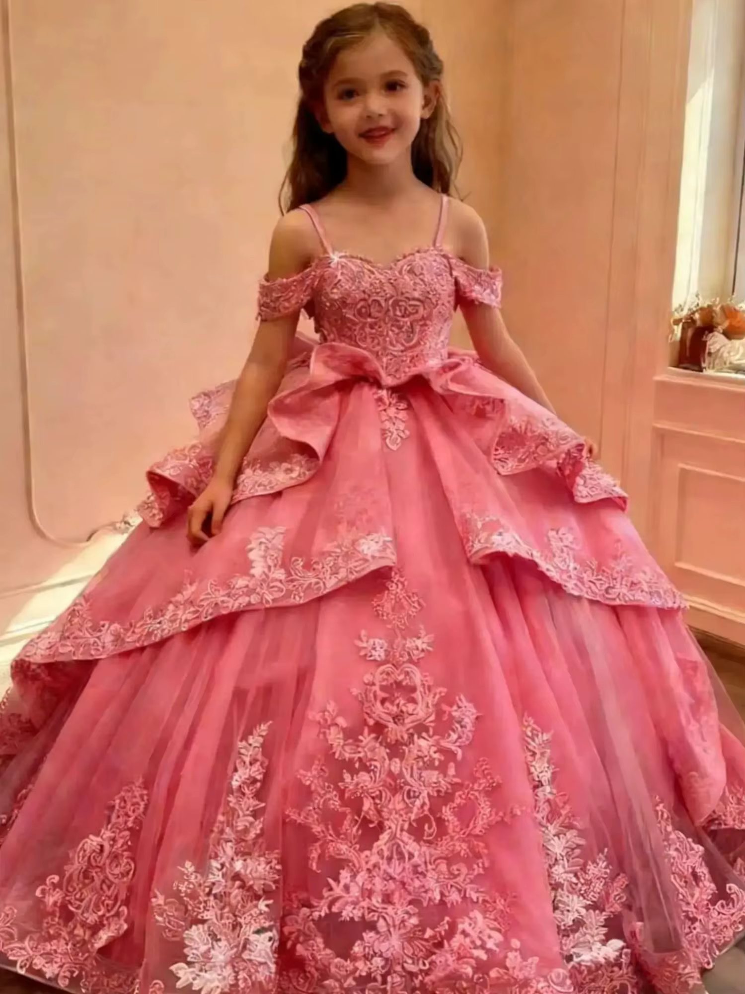 Magnifique robe de demoiselle d'honneur personnalisée pour mariage, épaules dénudées, volants, nœud 
