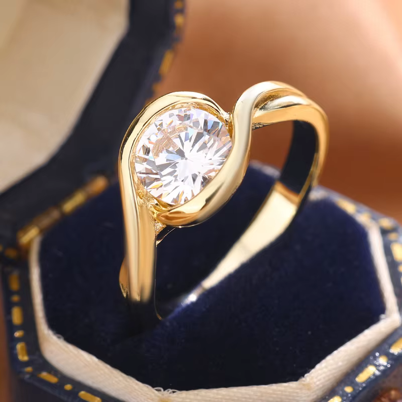 Bague solitaire en moissanite plaquée or 14 carats, décoration en zircon exquise, bijou classique, c