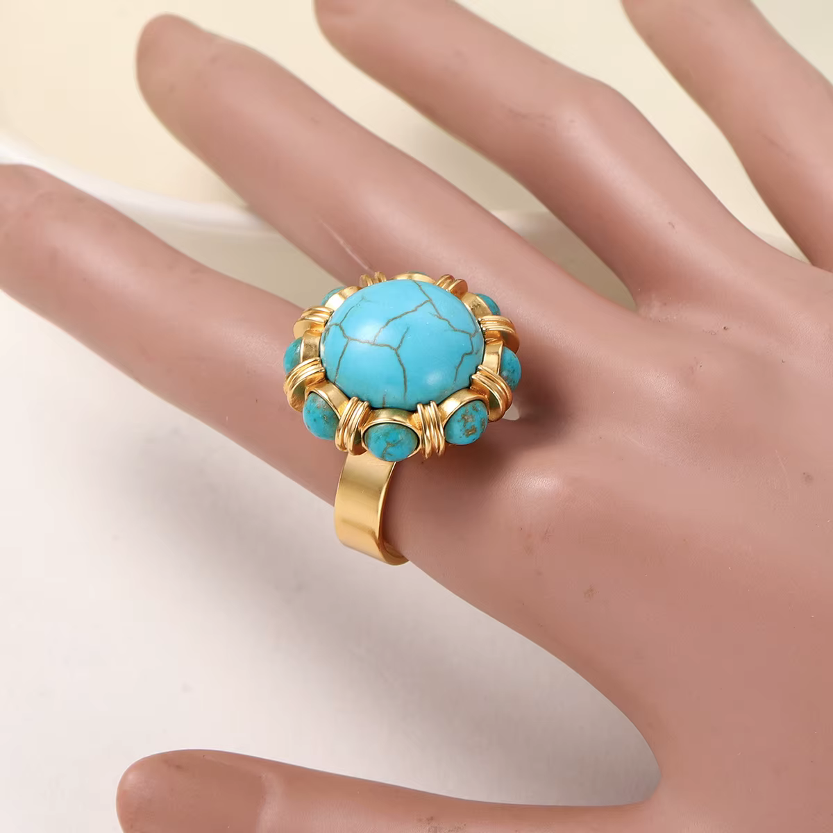 Bague bohème vintage en turquoise pour femme, fil doré enroulé, pierre bleue naturelle, style ethniq
