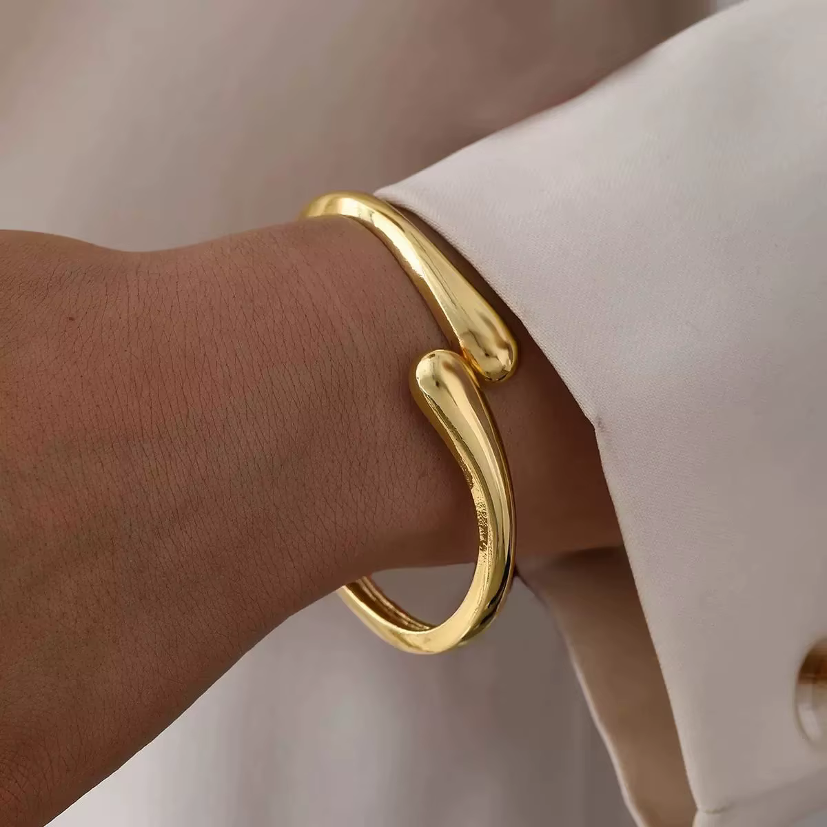Bracelet manchette épais couleur or minimaliste pour femmes, Design élégant et étanche, ouvert, acce