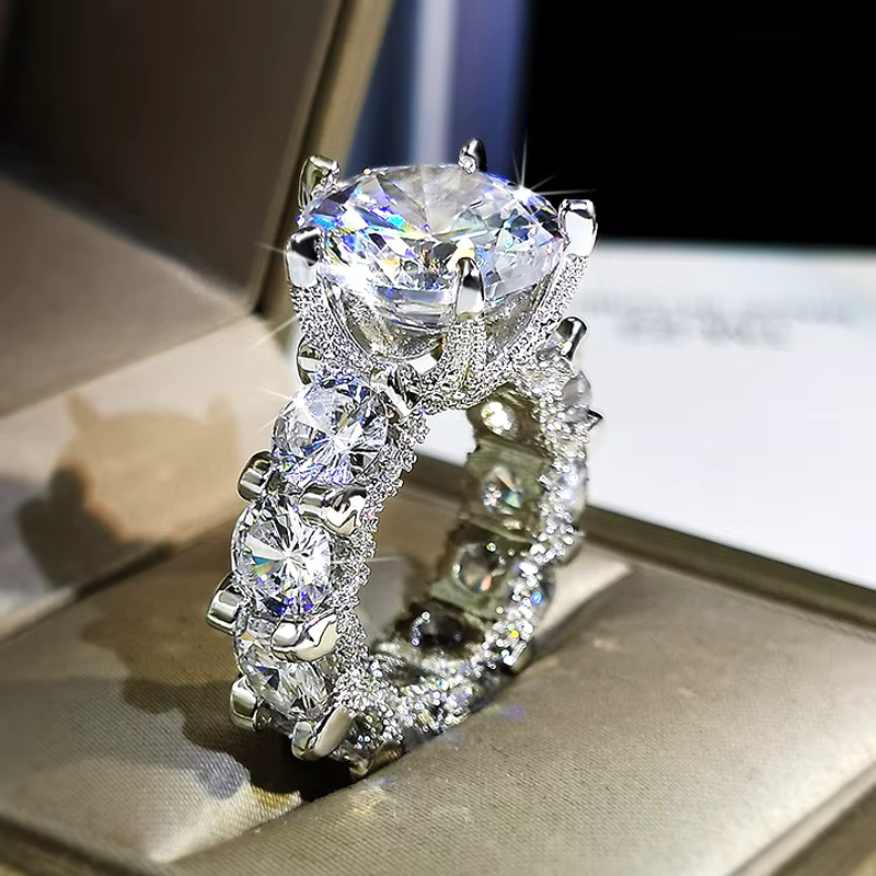Bague de fiançailles en diamant incrusté de grande bague de fiançailles de mariage, Design supérieur