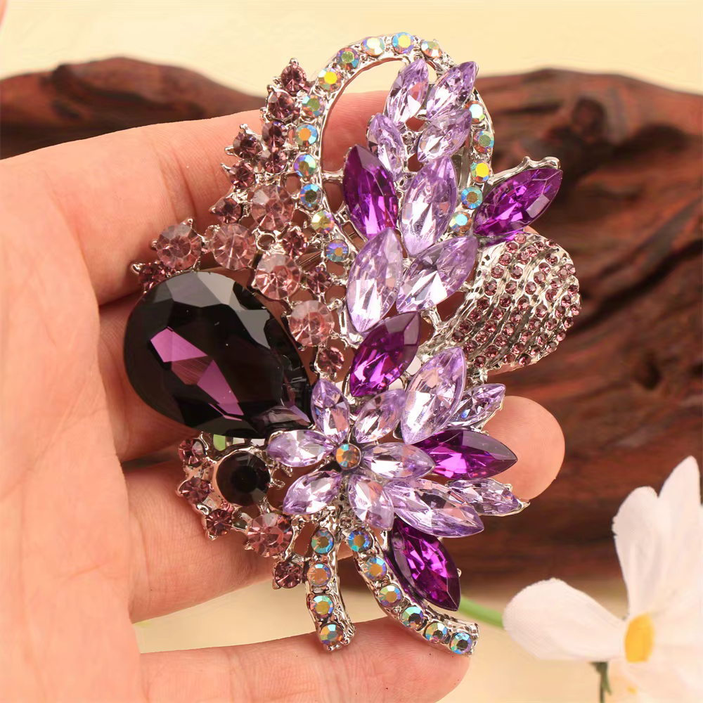 Broche au design floral de luxe baroque pour hommes et femmes, accessoires de bijoux, cadeau de mari