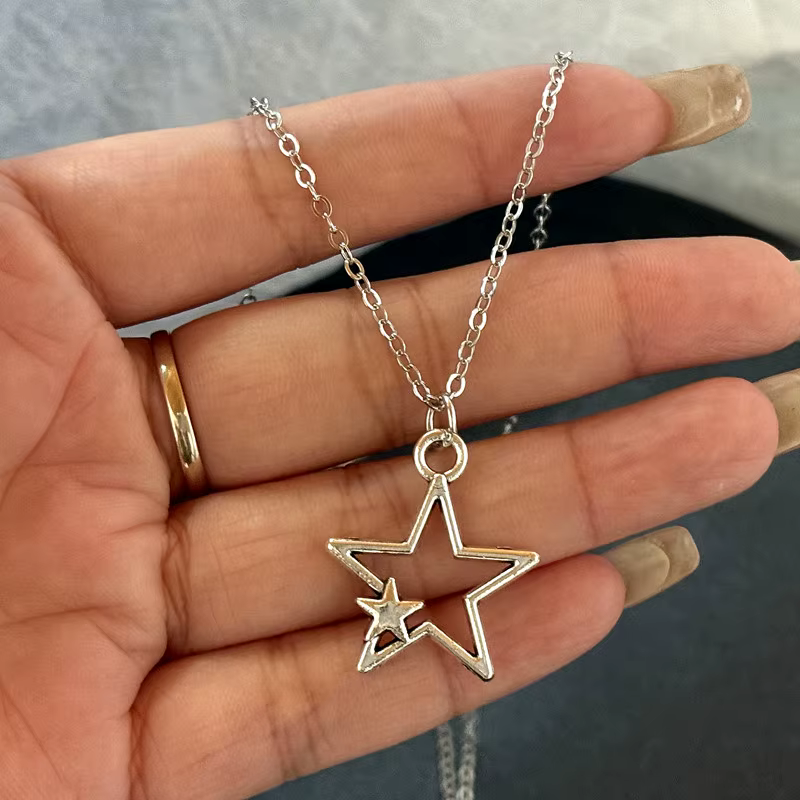 Collier gothique avec pendentif en forme de croix d'épine, Rose, grand cœur, pour femmes et hommes, 