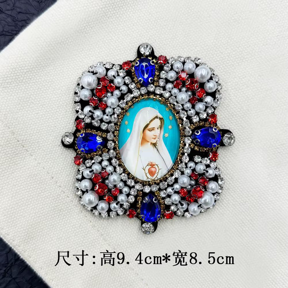Gland couronne pendentif Portrait Maria broche vêtements bijoux accessoires broche vacances accessoi