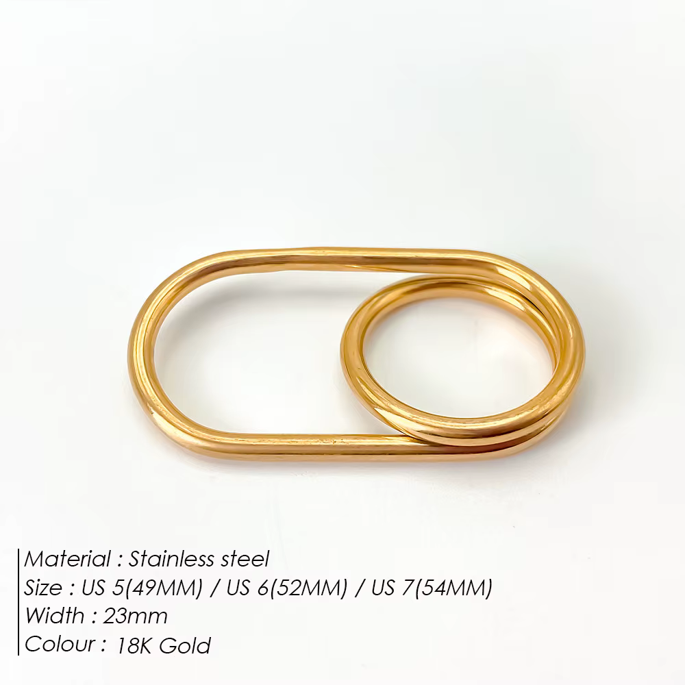 Bague double pour femme St-Delan : Design unique à lignes croisées, acier inoxydable plaqué or 18 ca