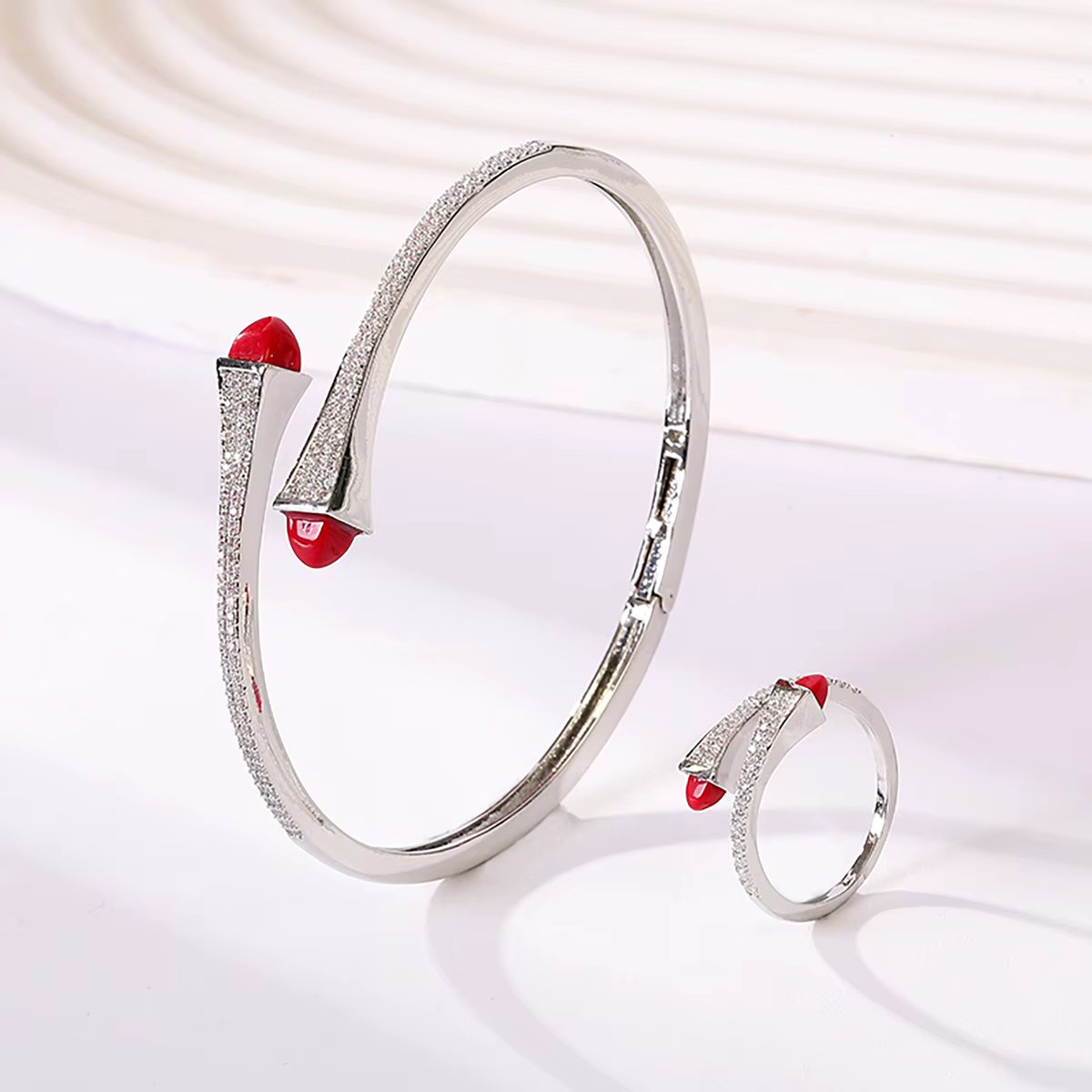 Nouvel ensemble de bijoux 2025 pour femme : bracelet et bague tendance, pierres couleur bonbon, manc