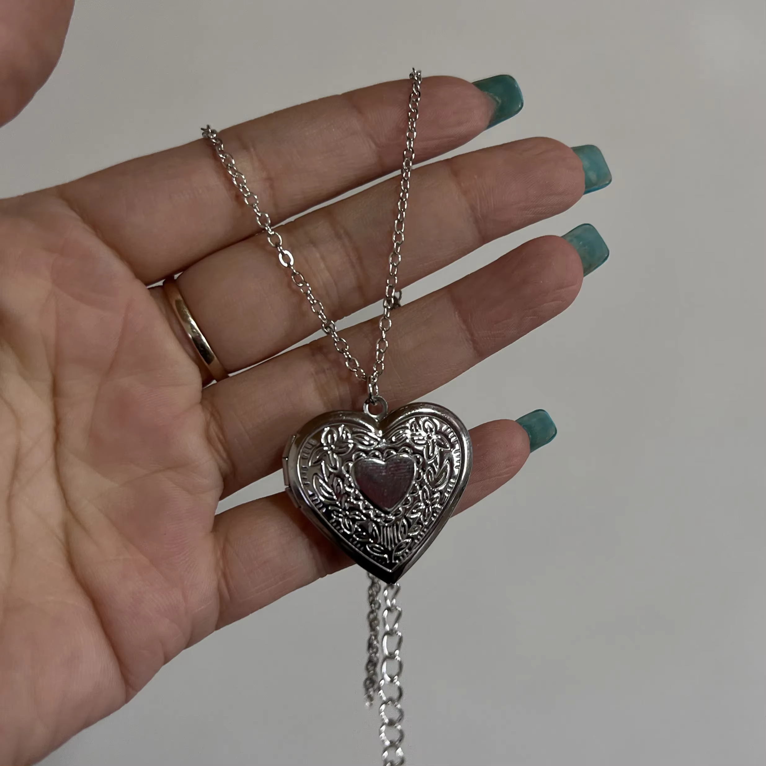 Collier pendentif cadre médaillon photo coeur romantique pour femme, breloques coeur d'amour, bijoux