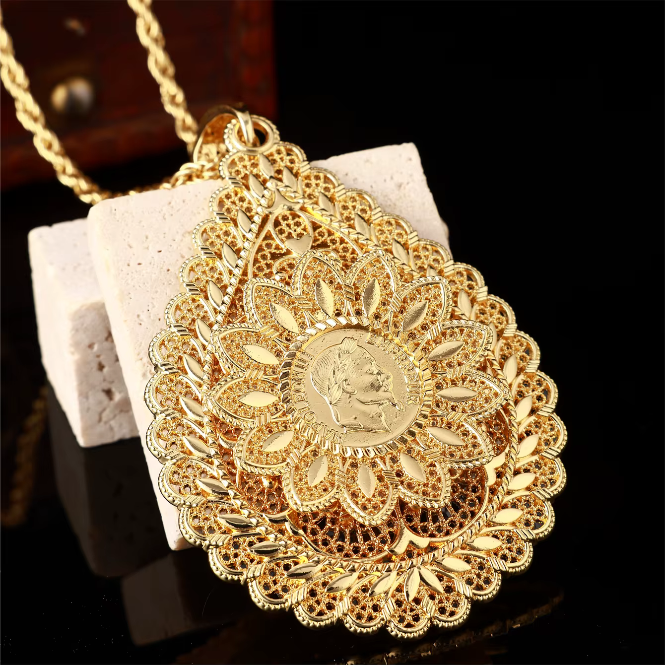 1 collier pour femme arabe, en forme de fleur sculptée, cadeau de bijoux pour Banquet de mariage