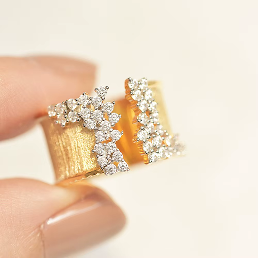 Huitan – bague de doigt pour femmes, avec pierre CZ, effet de tréfilage, couleur or, larges, de luxe