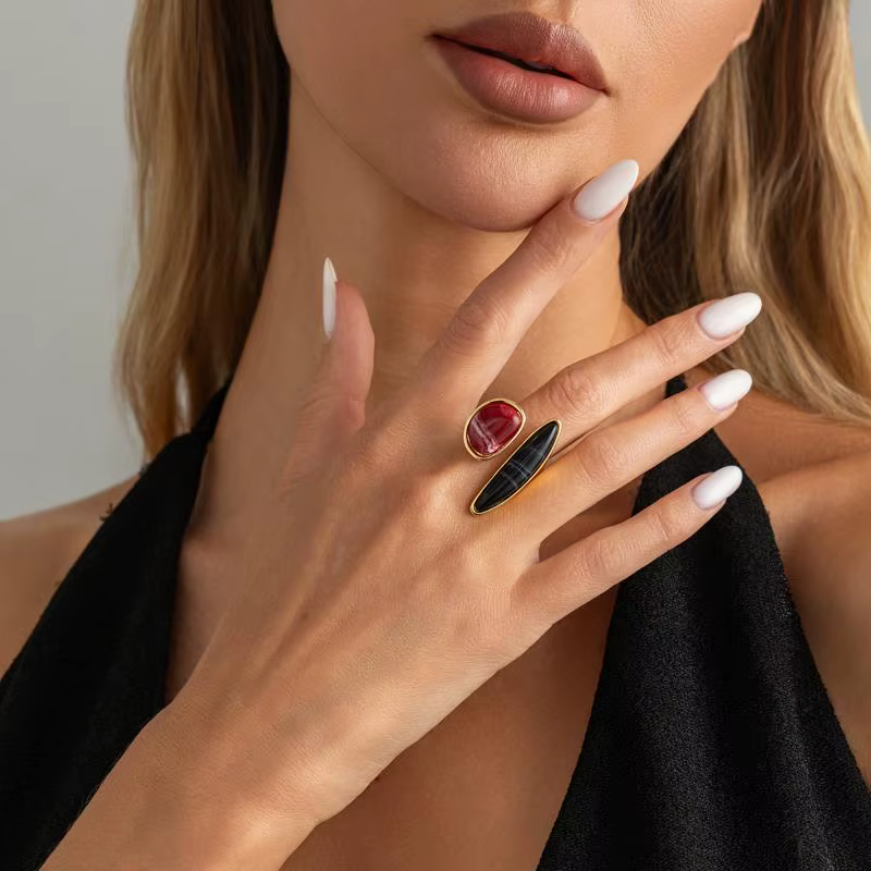 Bague en pierres précieuses irrégulières pour femme, style rétro, ajustable, design géométrique uniq