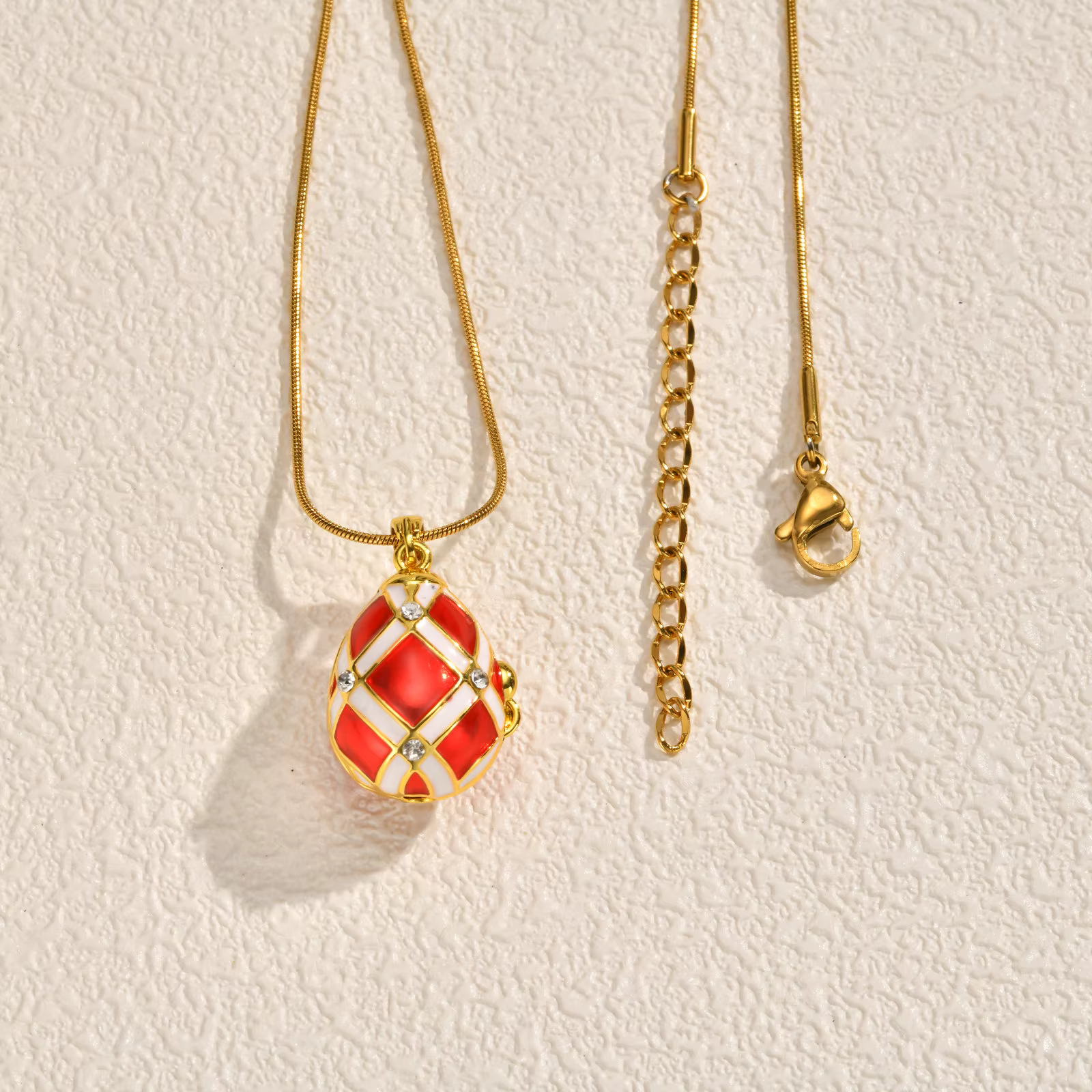 Collier Œuf de Fabergé Vintage, Pendentif Médaillon Émaillé Ouvert pour Femme, Bijou Style Royal Rus