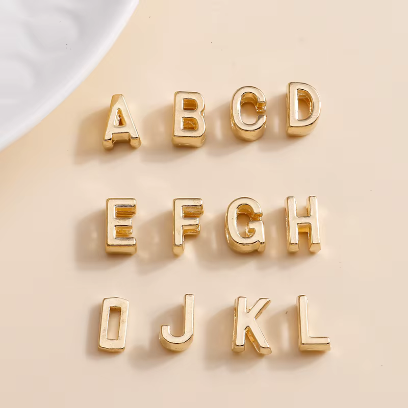 Leslie mixte 20 pièces couleur or 26 A-Z lettres breloques perles en alliage métallique Alphabet pen