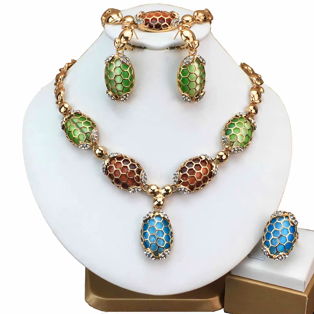 Ensemble de bijoux tendance pour femmes, perles plaquées or, collier, boucles d'oreilles, Bracelet, 