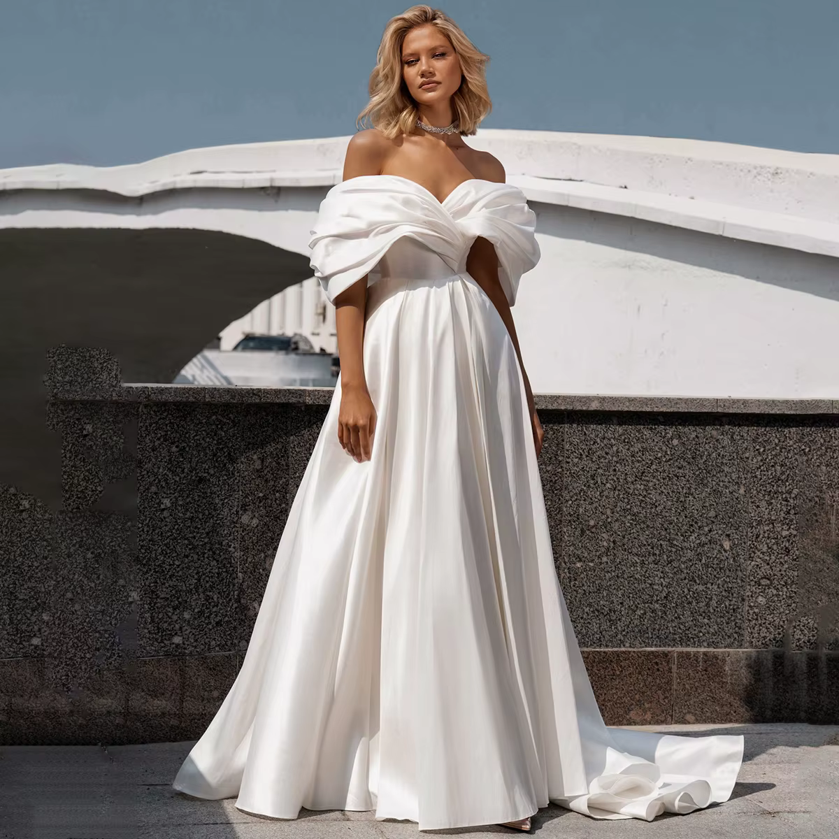 Robe de mariée bouffante en Satin, élégante, longue, épaules dénudées, robe de bal, col en V, pour f