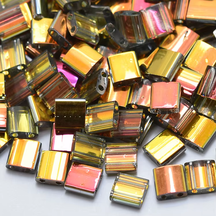 Japon MIYUKI couleur métallique TILA perles 2 trous carré plat perles de verre 5*5*1.9mm pour bracel