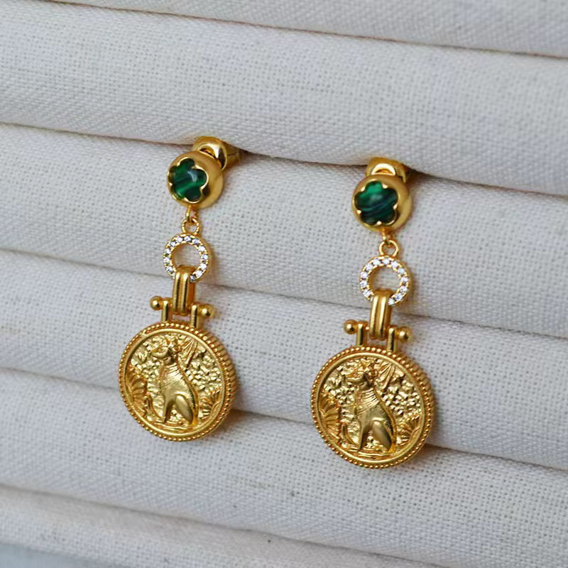 Pièce d'oreille romaine antique remplie d'or 18 carats, camée pendante, protrait d'egypte ancienne, 