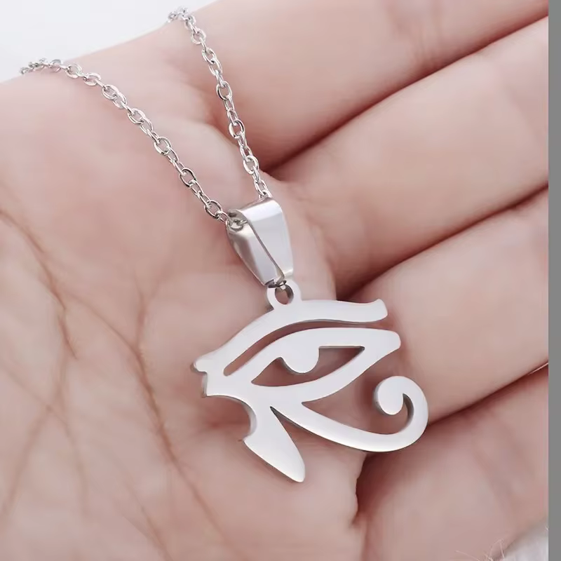 Pendentif oeil d'horus classique en acier inoxydable, collier oeil de dieu pour hommes, personnalité