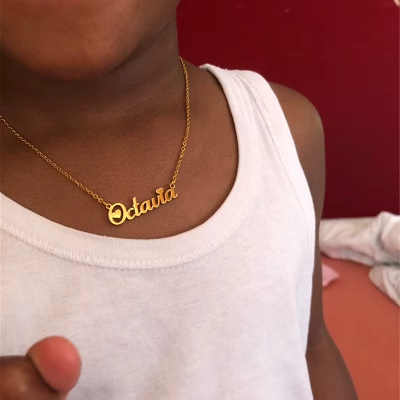 Collier mignon avec nom de bébé pour enfants, bijoux en acier inoxydable, plaque nominative personna