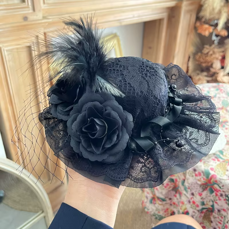 Chapeaux Fedora gothiques Lolita faits à la main pour femmes, veuve sombre, pompon de perles noires,