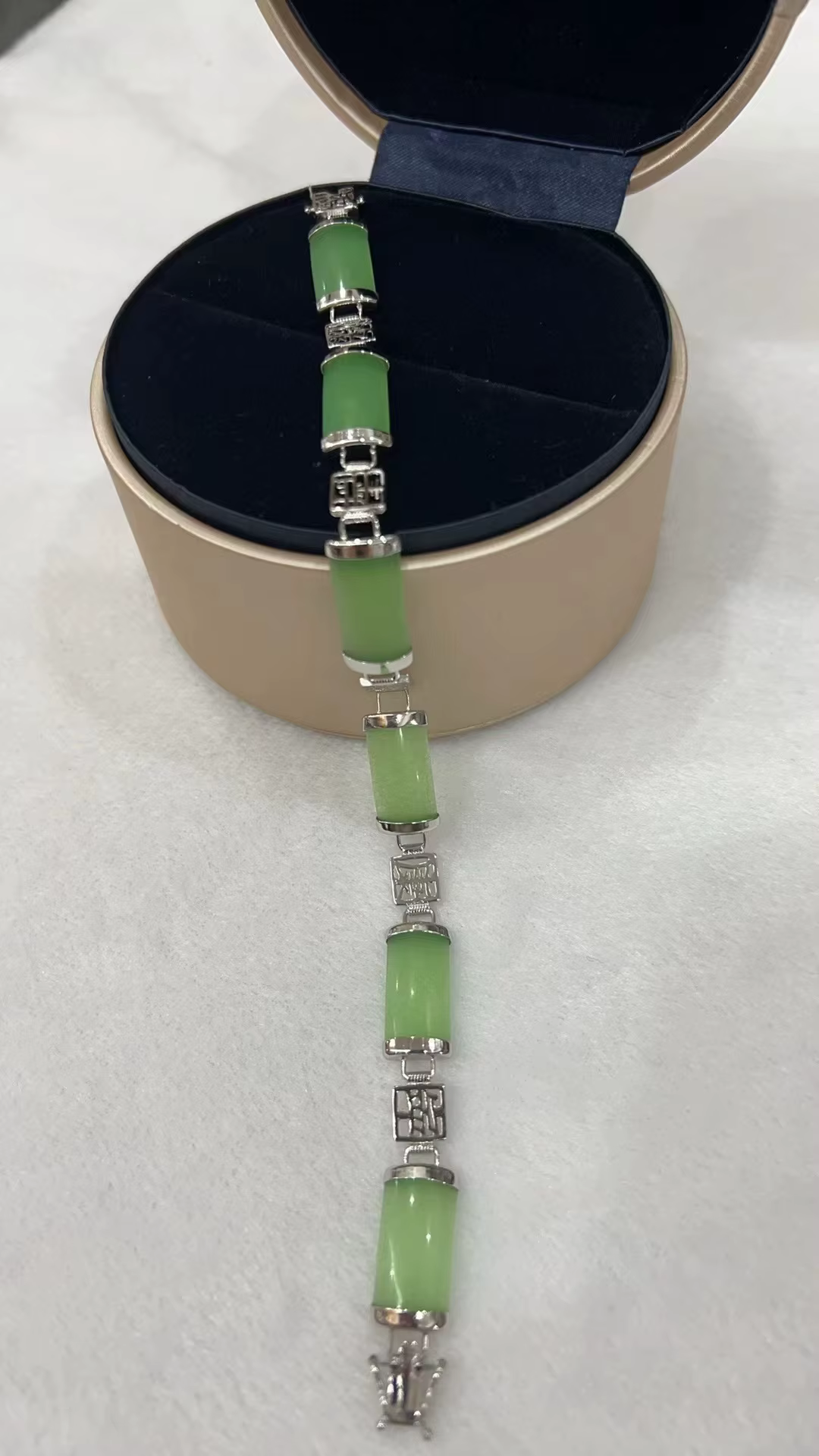 Bracelet en Jade naturel pour femmes, plaqué or 18 carats, bijoux en pierres précieuses, cadeau