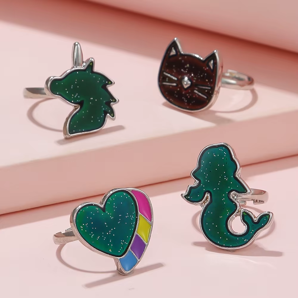 Ensemble de bagues d'amour pour filles, 4 pièces/ensemble, couleur changeante, licorne, sirène, chat