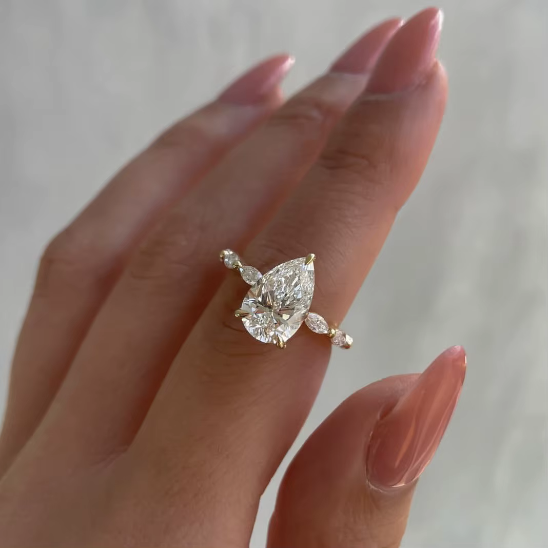 Bagues plaquées or pour femmes, bague de mariage en Zircon goutte d'eau, accessoires de bijoux, vent