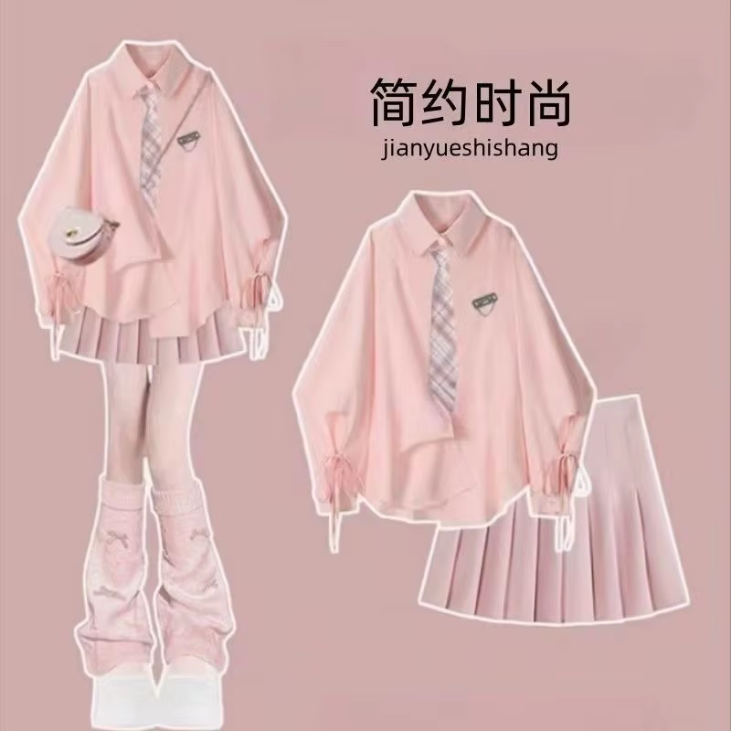 Ensemble jupe et chemisier à carreaux roses, style universitaire, mode printemps, esthétique fraîche
