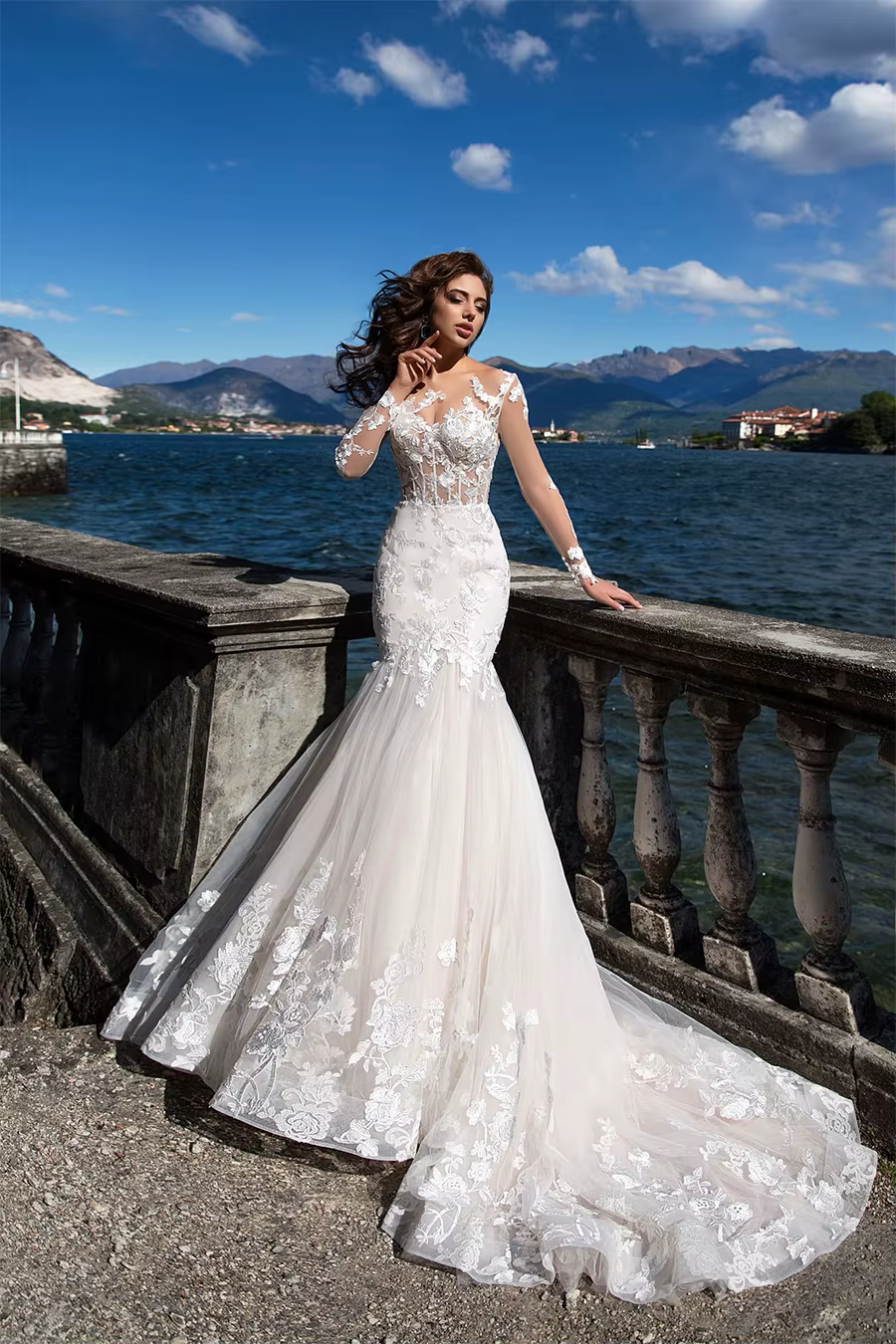 Robe de mariée en dentelle à manches longues personnalisée, robe sirène, longue traîne, 2025