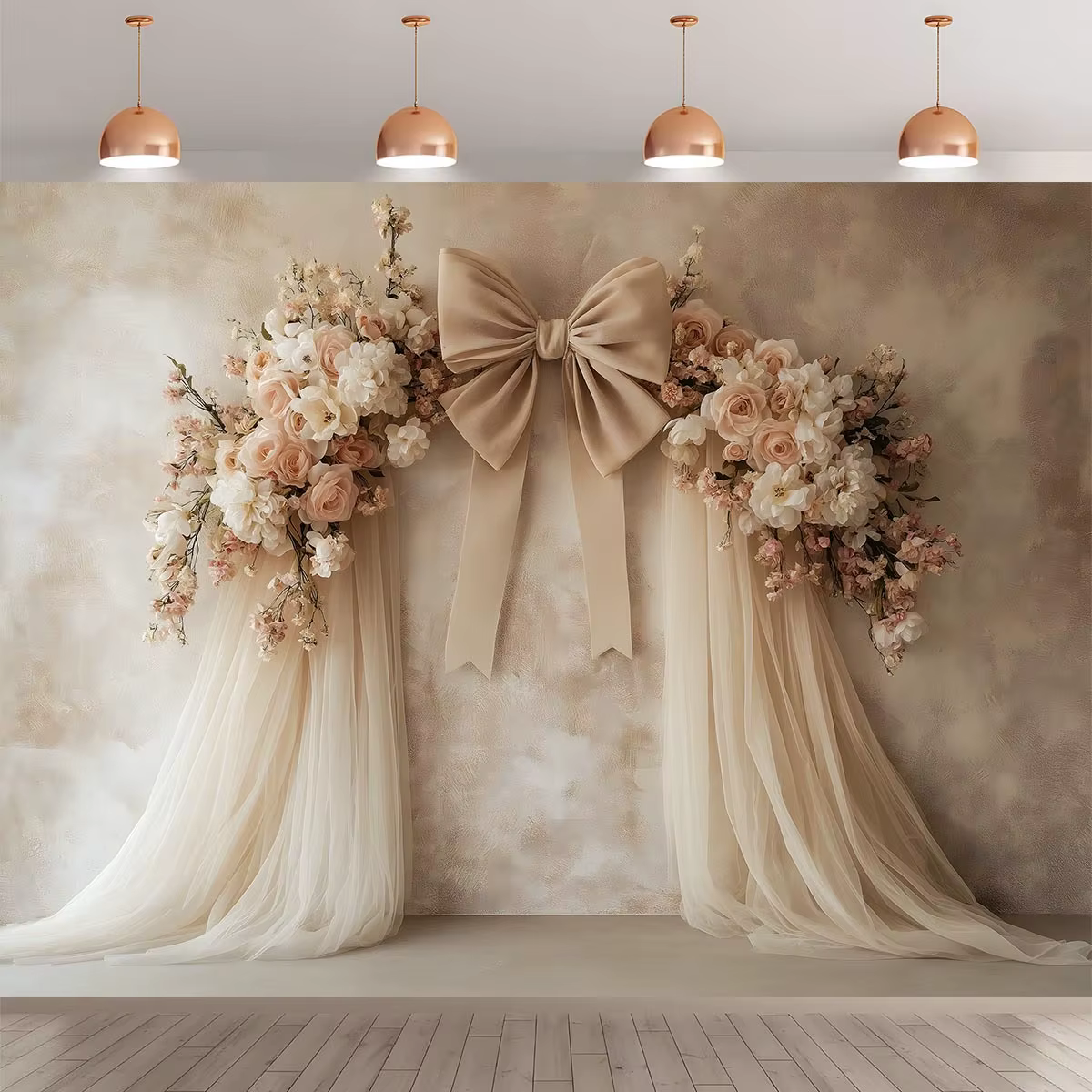 Fond floral élégant en mousseline de soie avec nœud - arrangement floral beige et rose pour mariage,