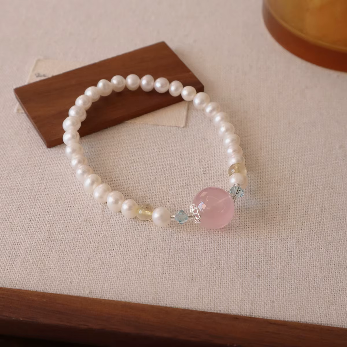 Bracelet de luxe Ruifan en perles d'eau douce naturelles avec breloques en jade Hetian et pierres pr