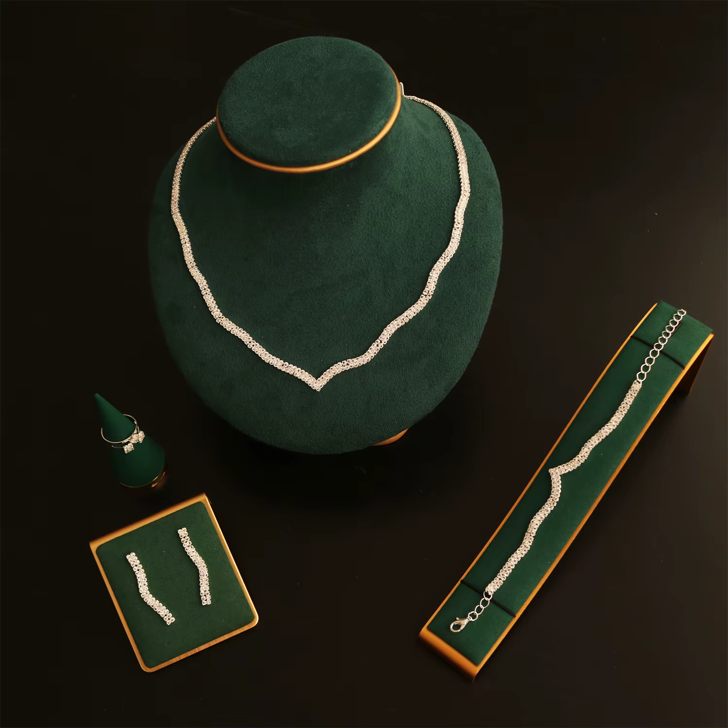 Ensemble de bijoux élégants pour femmes, collier en strass, boucles d'oreilles, Bracelet, bague, acc
